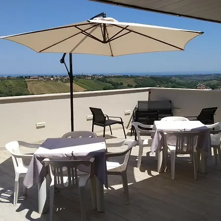 La Seconda Luna Bed & Breakfast *