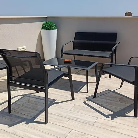 ベッド・アンド・ブレックファスト La Seconda Luna 3*