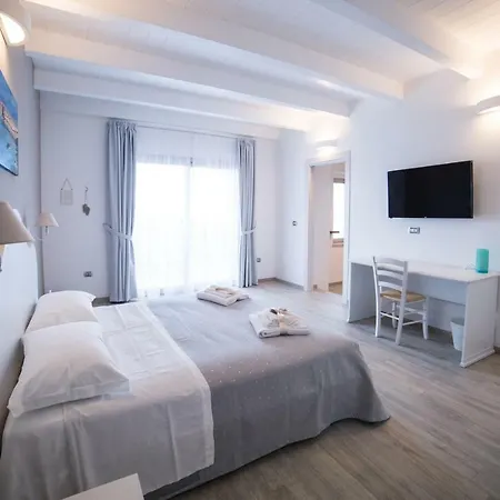 La Seconda Luna 4*