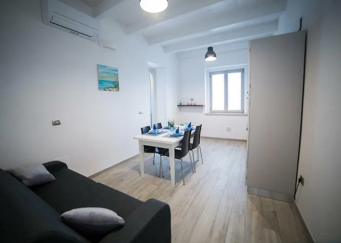 ベッド・アンド・ブレックファスト La Seconda Luna